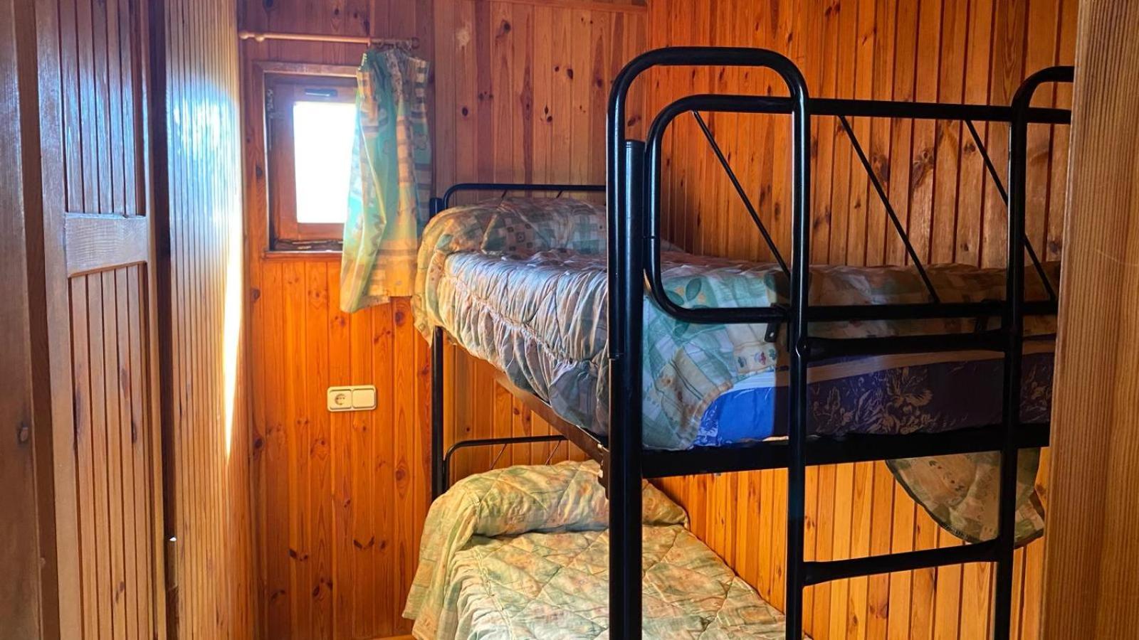 Camping De Сервера-де-Буитраго Экстерьер фото