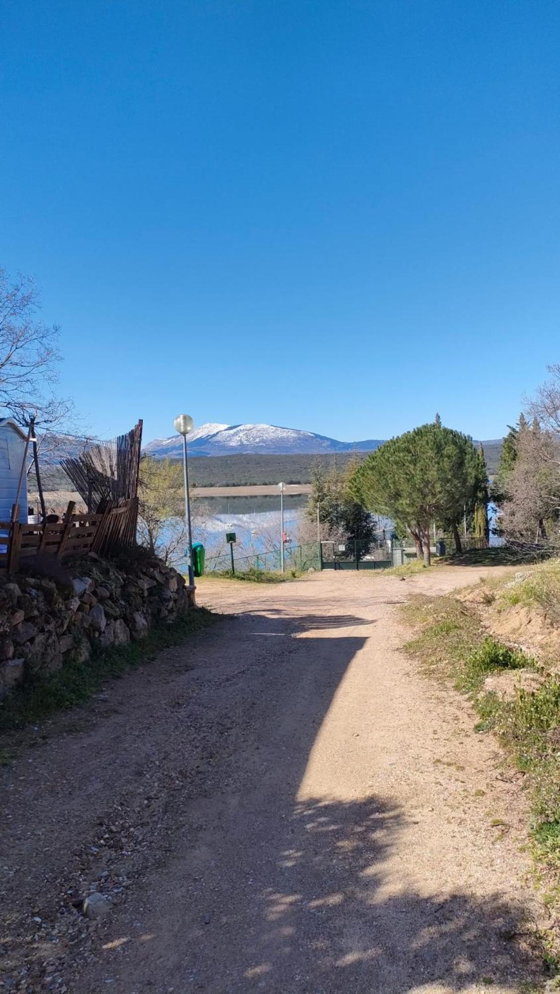 Camping De Сервера-де-Буитраго Экстерьер фото