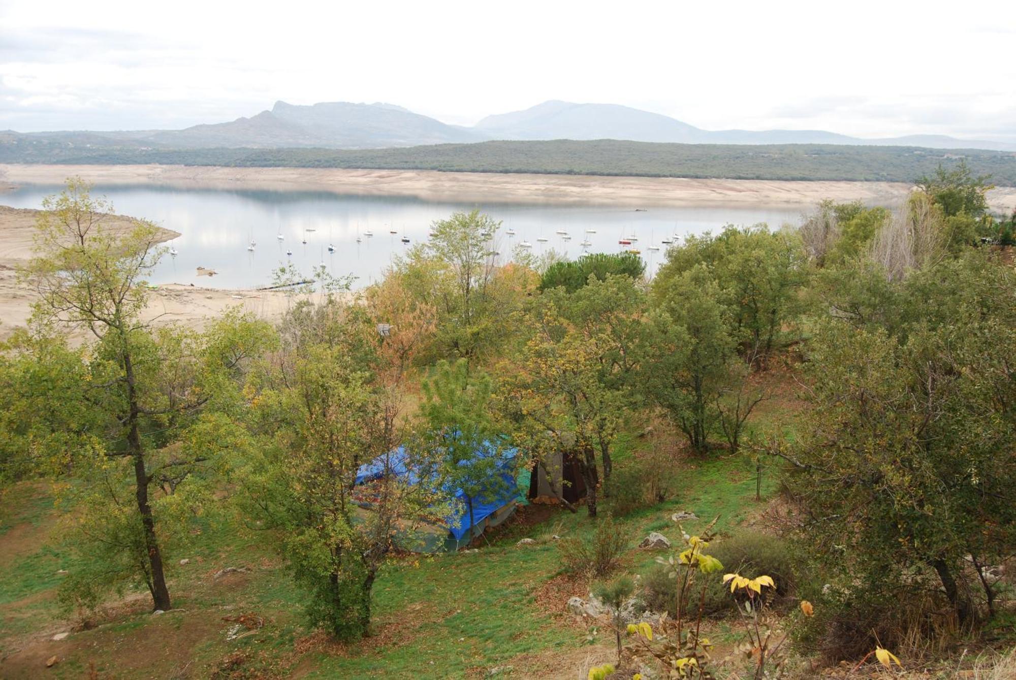 Camping De Сервера-де-Буитраго Экстерьер фото