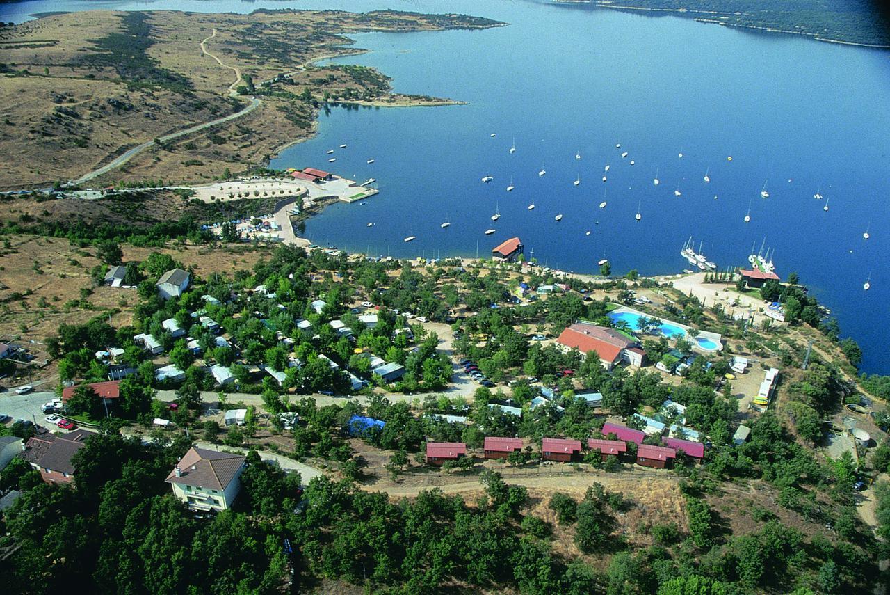 Camping De Сервера-де-Буитраго Экстерьер фото